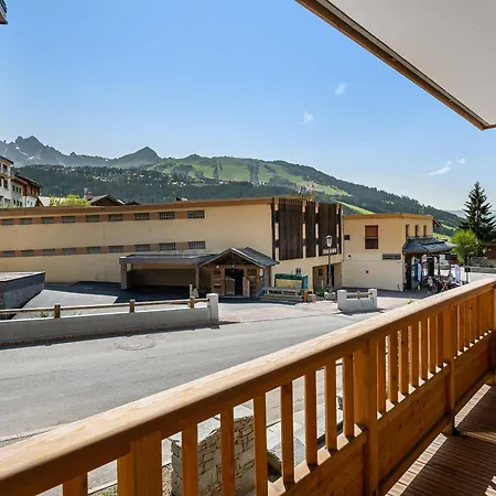 T3 A Courchevel, Emplacement Ideal A 100m Du Front De Neige, Parking Et Wifi Inclus - Fr-1-563-74